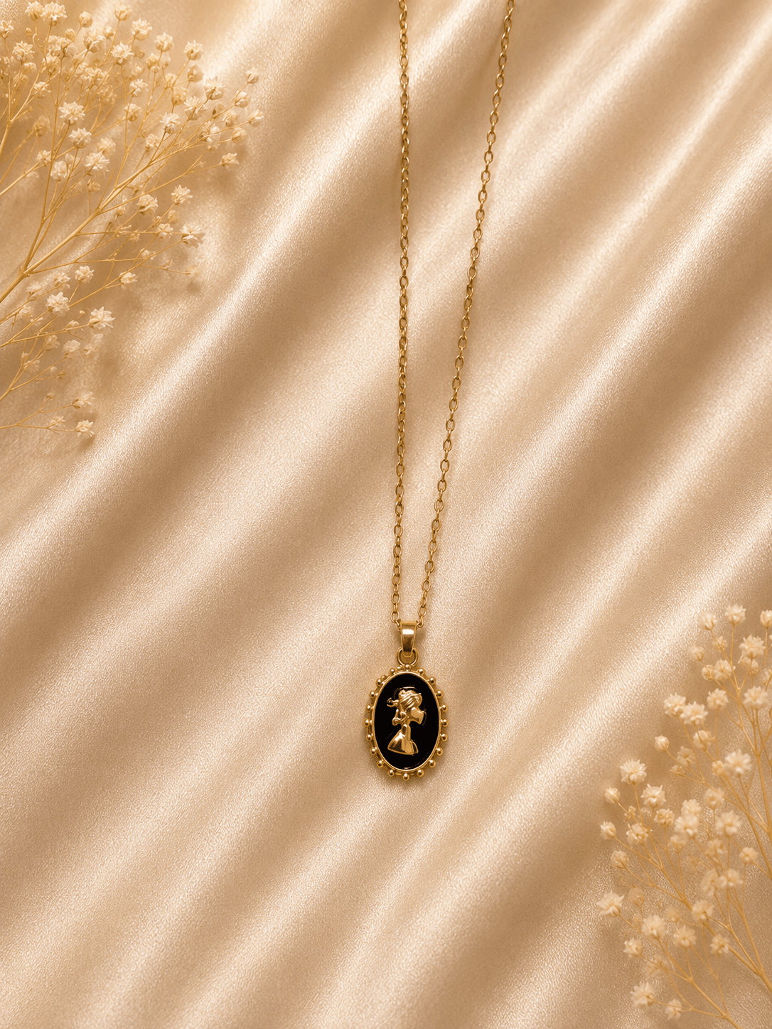Black Cameo Portrait Oval Pendant Necklace - violinas