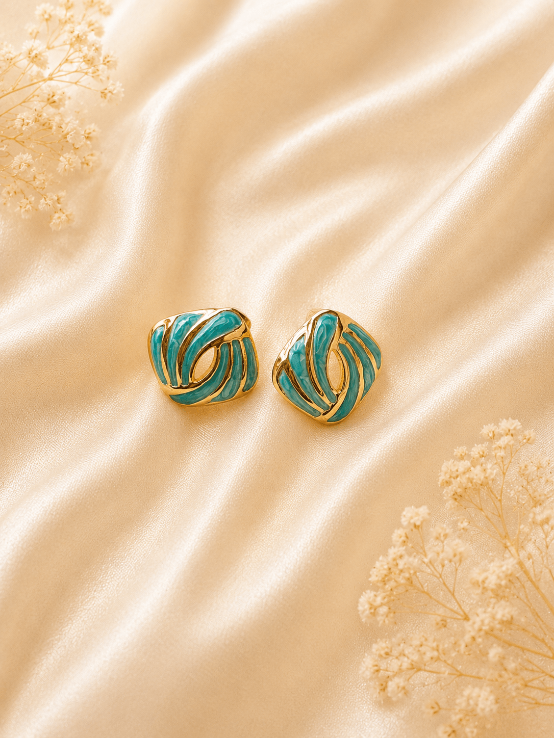 Turquoise Wave Square Enamel Stud Earrings - violinas
